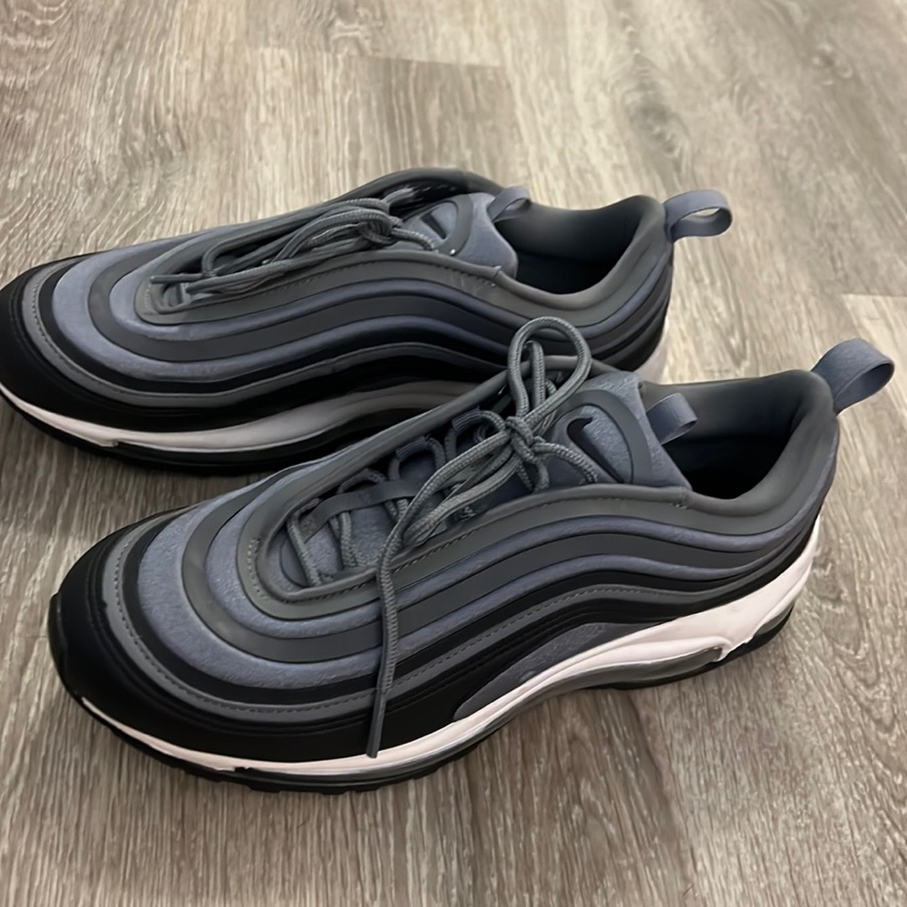 Nike women’s air max 97 ultra 17 pure platinum grey/white